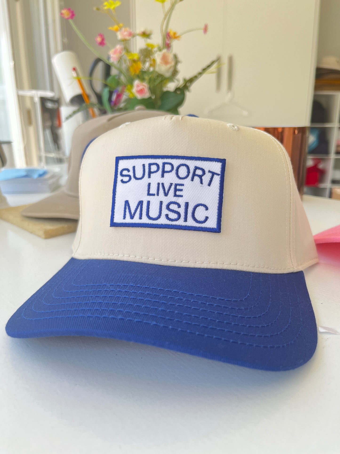 Encore Trucker